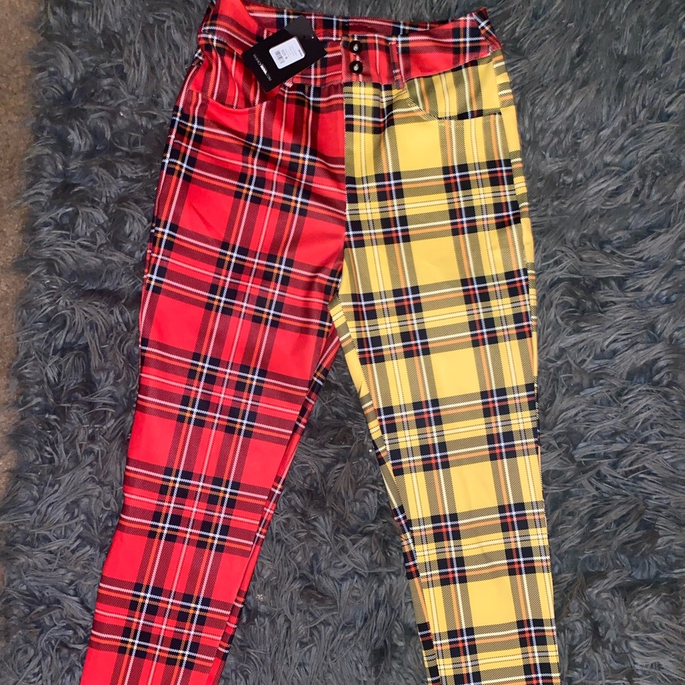 Fashion Nova plaid pants. Brand new, size medium, red and yellow plaid pants